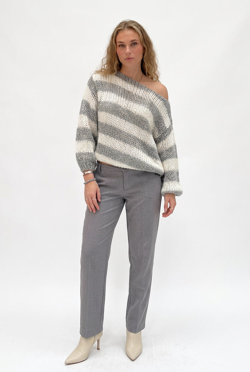 Women's Striped Oversized Pullover Sweater – view 4